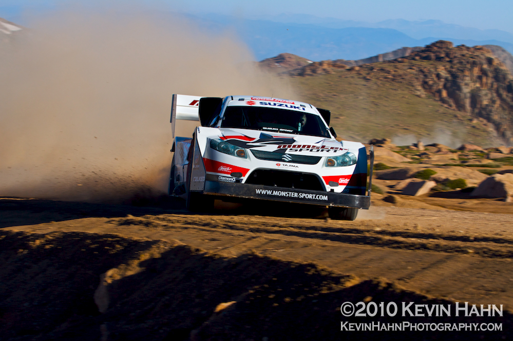 IMAGE: http://kevinhahnphotography.com/2010/PPIHC2010d2/pictures/picture-21.jpg