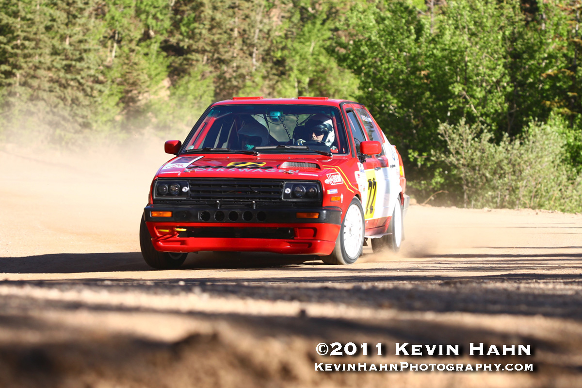 IMAGE: http://kevinhahnphotography.com/2011/PPIHC2011P3/images/%C2%A92011KevinHahnPPIHCP3%2048.jpg